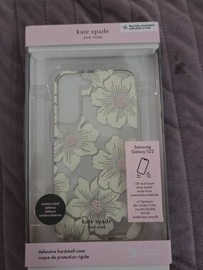 kate spade Floral Hard Shell Case for Samsung Galaxy S22 in Cream and Pink